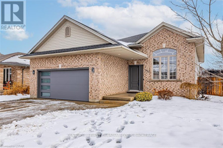 535 Harris Circ, Strathroy Caradoc