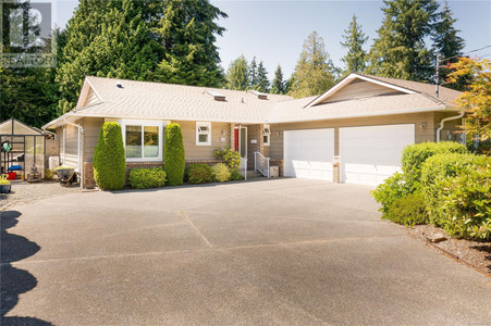 546 Yambury Rd, Qualicum Beach