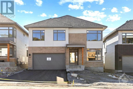 547 Ominik Crescent, Kanata