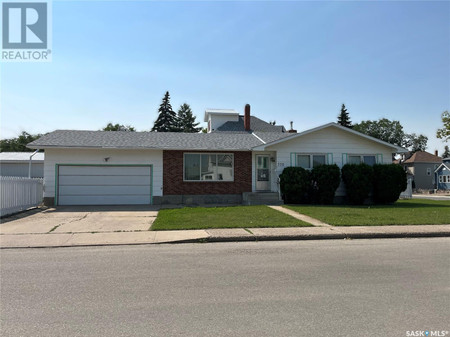 550 3rd Avenue Nw, Moose Jaw