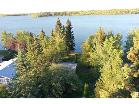 5584 Nakamun Dr, Rural Lac Ste Anne County