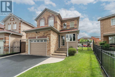 5599 Brenchley Avenue, Mississauga East Credit