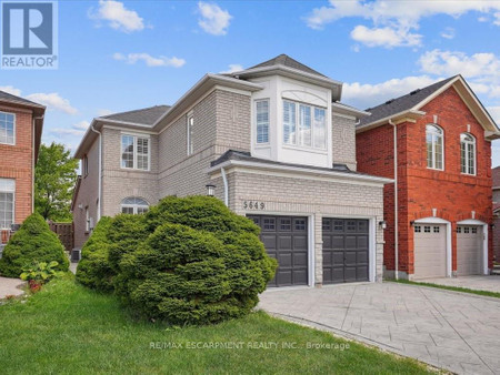 5649 Condor Place, Mississauga East Credit