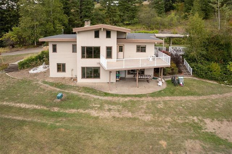 Giant 'in the pink' Vernon, B.C., waterfront estate up for sale - Vancouver  Sun