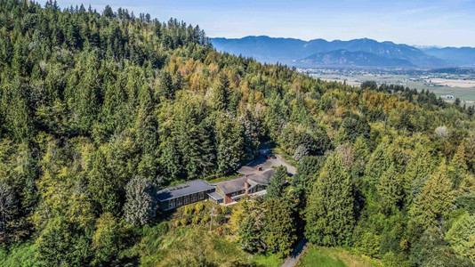 5705 5707 Extrom Road, Chilliwack