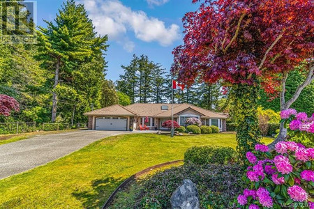 575 Johnstone Rd, Parksville