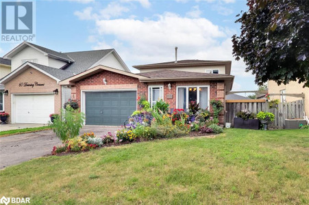 58 Downing Crescent, Barrie