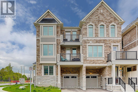 58 Thomas Frisby Jr Crescent, Markham Victoria Square