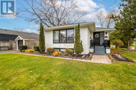 587 Unsworth Avenue, Oakville 1020 Wo West