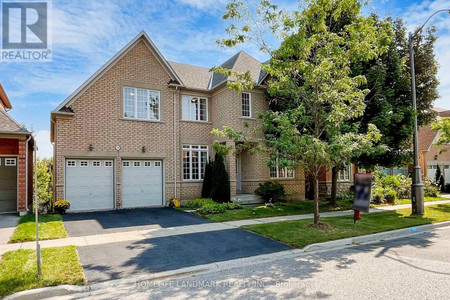 59 Alpaca Drive, Richmond Hill Jefferson