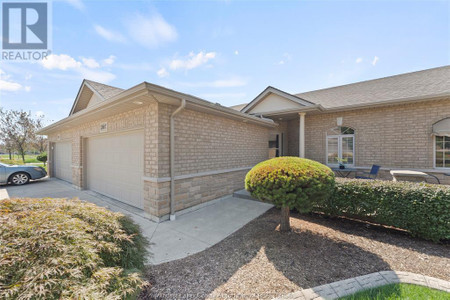 5907 Ballantrae Crescent, Windsor