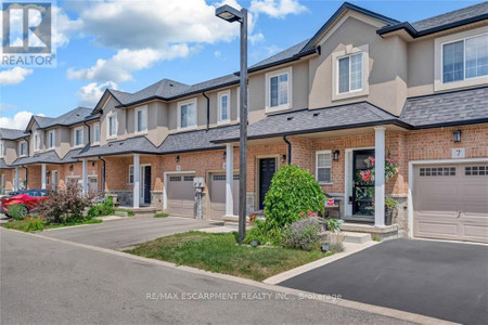 6 9 Hampton Brook Way, Hamilton