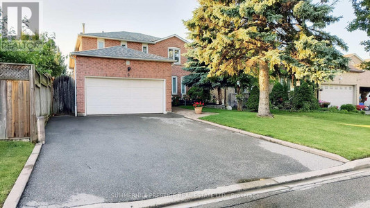 6 Gurr Crescent, Ajax Central West