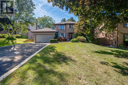 6 Wade Road, Ancaster