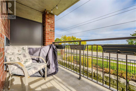 60 Lynnmore Street Unit 201, Guelph