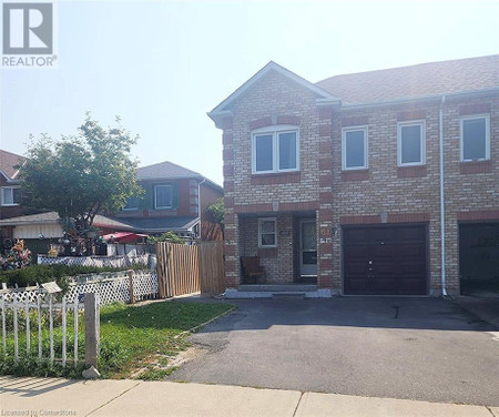 61 Ravenscliffe Court, Brampton