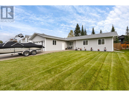 6268 Dawson Road, Prince George