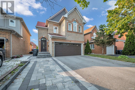 63 Blue Spruce Street N, Brampton Sandringham Wellington