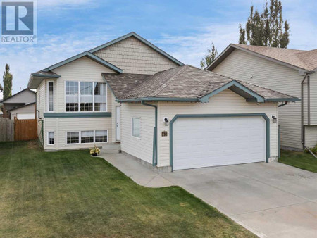 63 Landry Bend, Red Deer