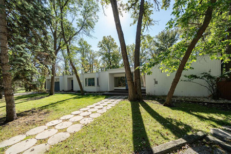 630 Cloutier Drive, Winnipeg