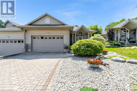 6364 Pinestone Road, Niagara Falls