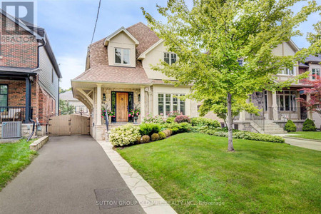 64 Princeton Road, Toronto Kingsway South