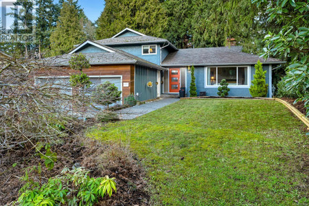 6429 Rodolph Rd, Central Saanich