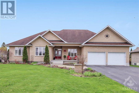 6446 Blossom Trail, Greely