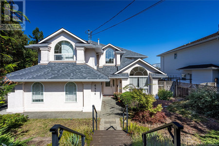 6448 Dover Rd, Nanaimo