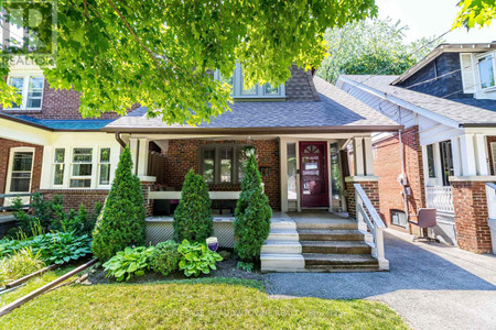 Living room - 65 Deloraine Avenue, Toronto, ON M5M2A8 Photo 1