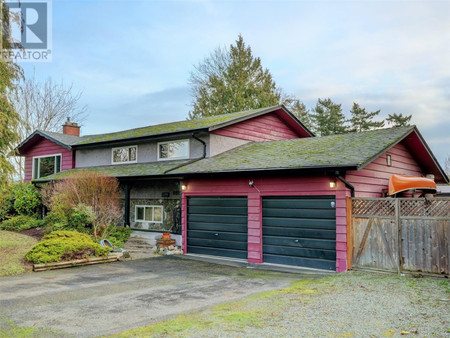 6551 Rodolph Rd, Central Saanich