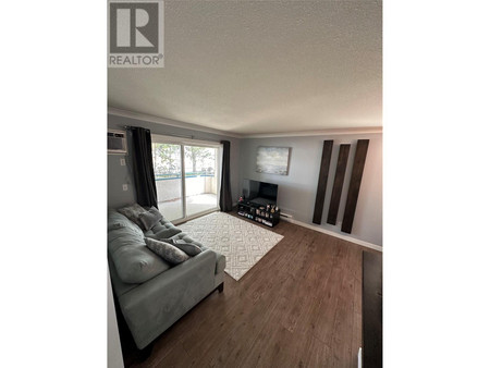 669 Houghton Road Unit 212, Kelowna