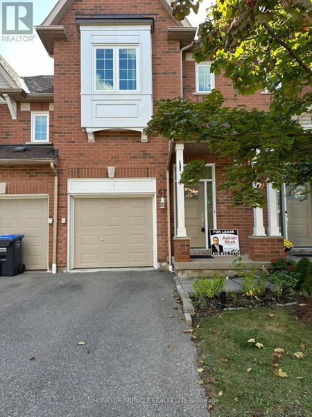 67 1588 South Parade Court, Mississauga East Credit