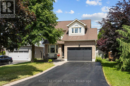 683 Strawberry Court, Oshawa Pinecrest