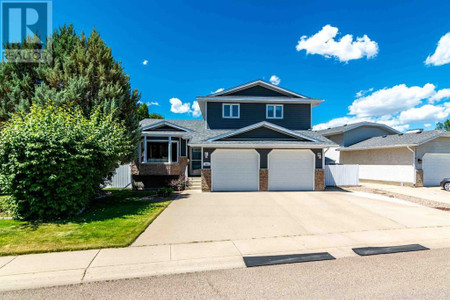 687 Ross Glen Drive Se, Medicine Hat