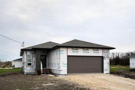 69 Aurora Way, Gimli