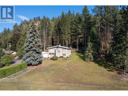 699 Curtis Road, Kelowna