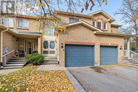 Living room - 7 4 Farnham Drive, Brampton, ON L6X4H7 Photo 1