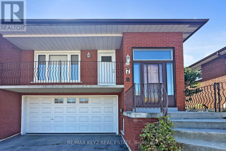 7 Arthur Griffith Drive, Toronto Glenfield Jane Heights