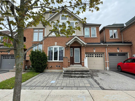 7 Vandervoort Drive, Richmond Hill