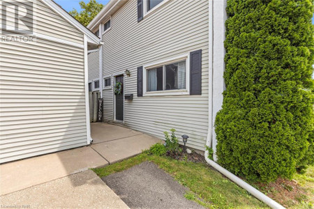 7001 Casey Street Unit 35, Niagara Falls