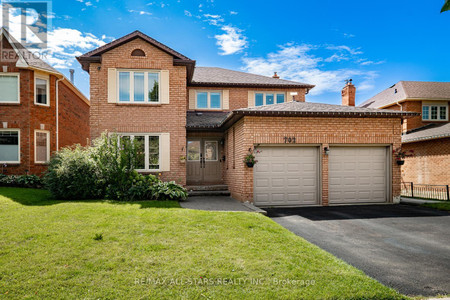 702 Rupert Avenue, Whitchurch Stouffville Stouffville