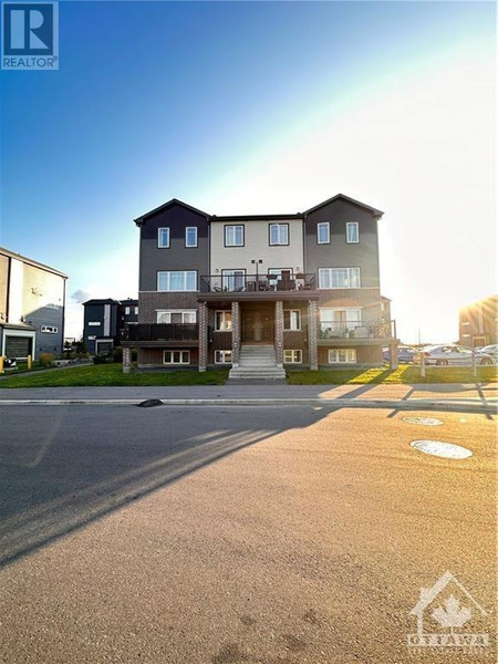 704 Amberwing Private Unit 704 C, Orleans