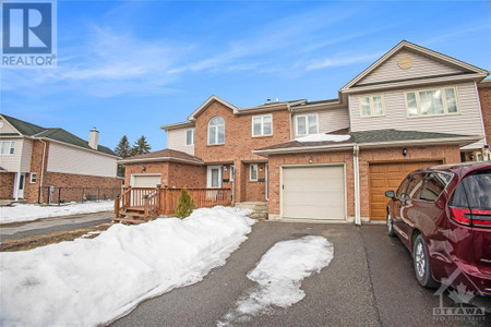 71 Cedarock Drive, Kanata