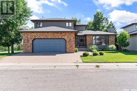 711 Brabant Crescent, Saskatoon