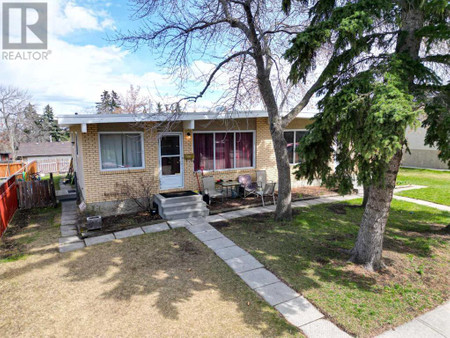 7116 7114 Hunterville Road Nw, Calgary