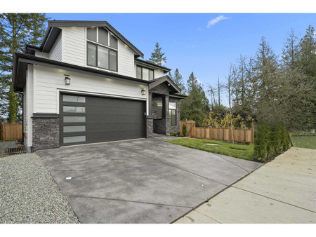 7118 204 A Street, Langley, BC V2Y3S7 Photo 1