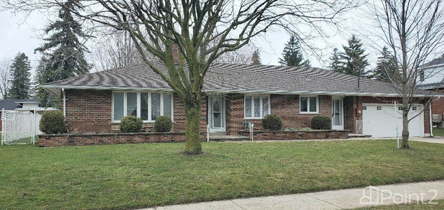 72 Huntingdon Ave, Stratford