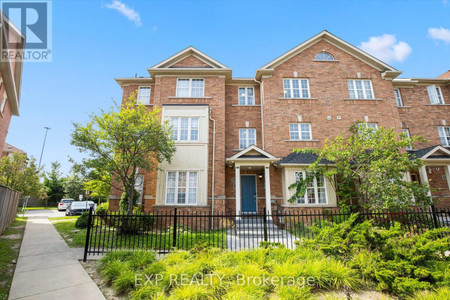 72 Huxtable Lane, Toronto Rouge