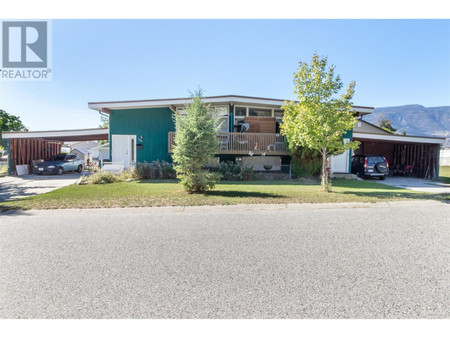 720 730 Jones Street, Kelowna